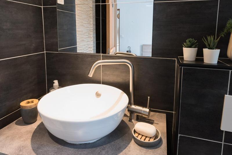 Charming One-Of-A-Kind Apartment. Saint-Ouen  Luaran gambar
